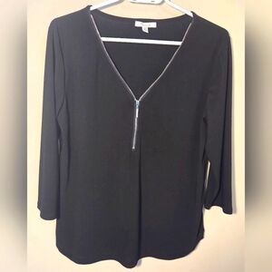 ⭐️89th Madison Black 3/4 Sleeve Top With Crystal Toggle